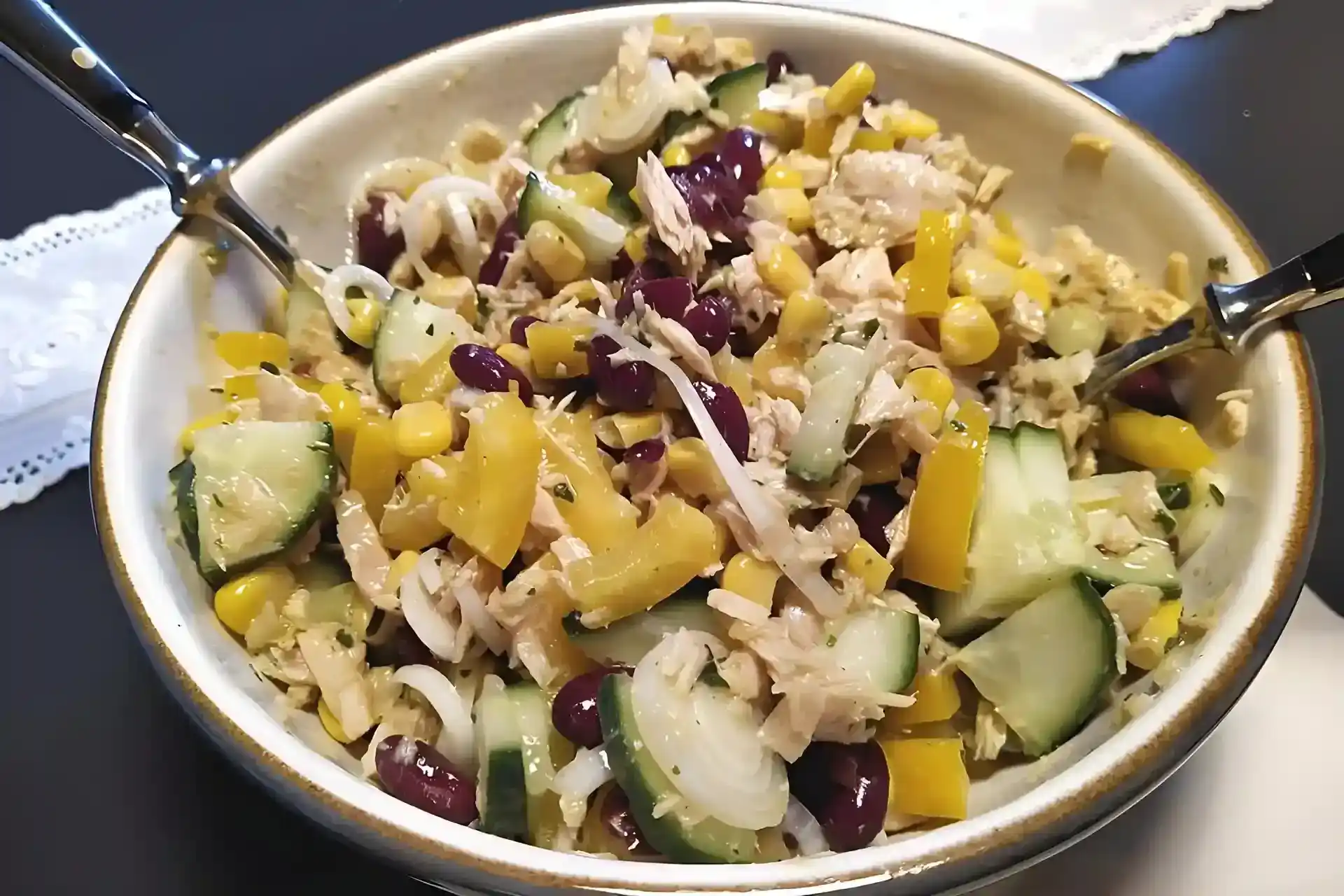 Bunter Thunfischsalat