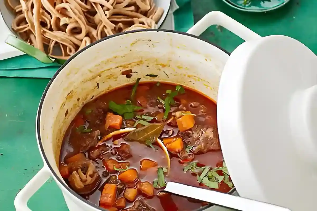 Illes einfaches Gulasch ohne großen Aufwand