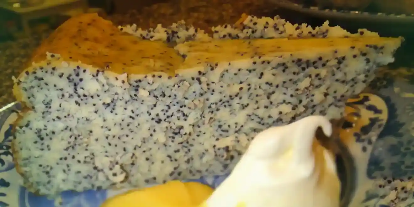 Low Carb Quark-Mohn-Kuchen