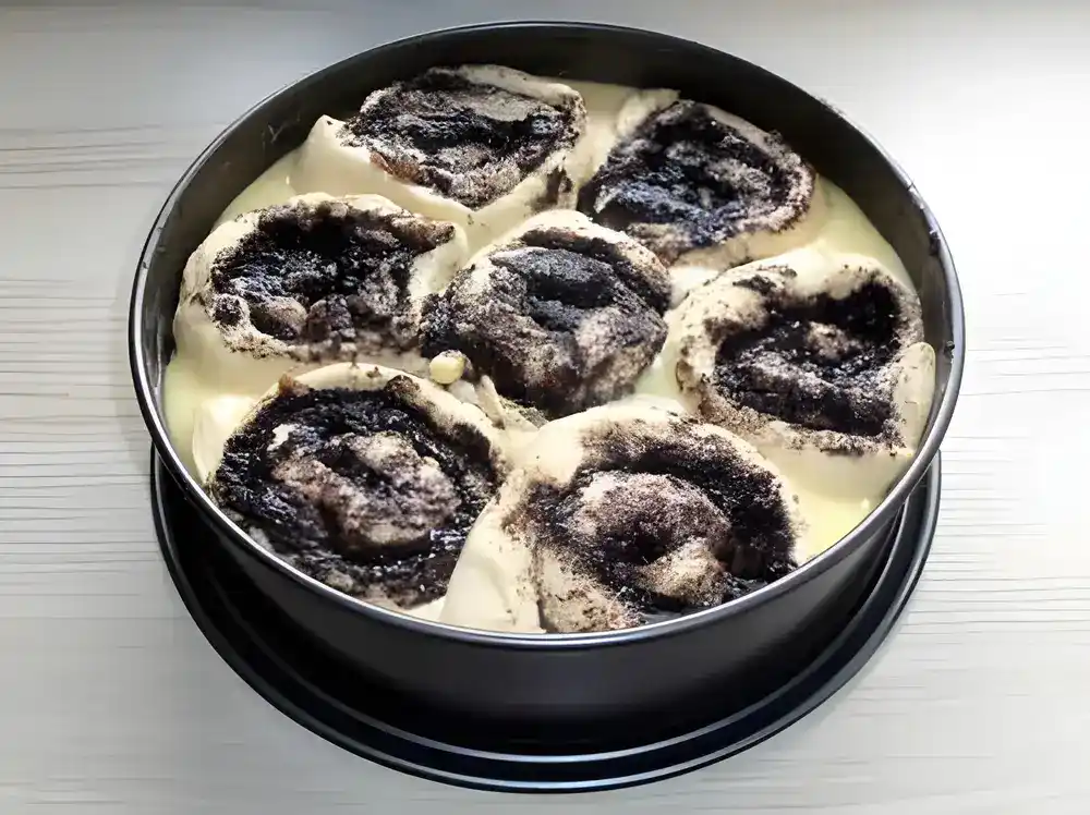 Rosenkuchen mit Vanillepudding und Nuss- oder Mohnfüllung 7 Rosenkuchen