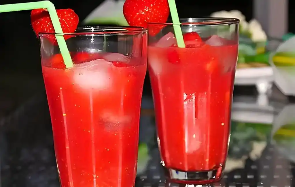 Caipirinha: Einen erfrischenden Erdbeer 2 Caipirinha Einen erfrischenden Erdbeer 4x